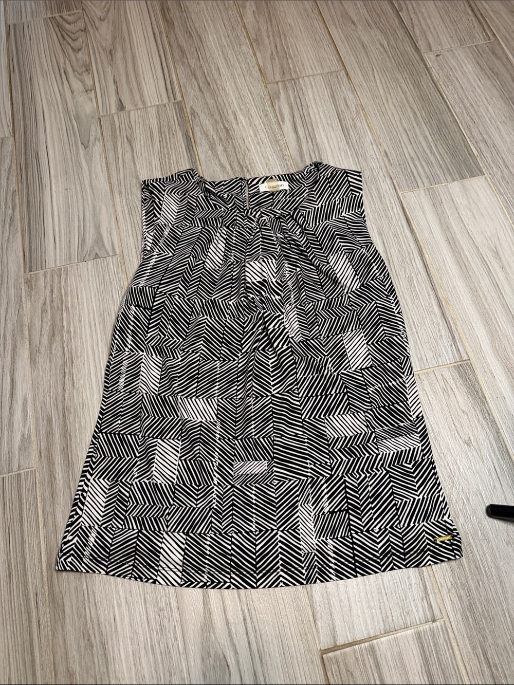 Calvin Klein Black and White Geometric Print Blouse